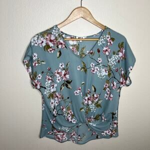 West K Green Floral Short Sleeve Blouse Small